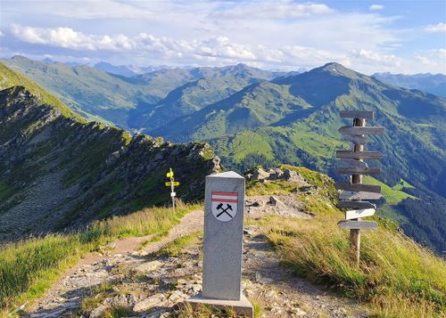 Zu Fuß über die Alpen – mit Kind und Hund vom Tegernsee nach Südtirol