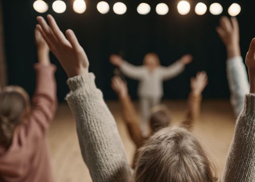 Theaterprojekt: "Der geheime Laden – Theater voller Zauber“ (8 bis 14 Jahre)