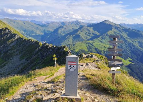 Zu Fuß über die Alpen – mit Kind und Hund vom Tegernsee nach Südtirol